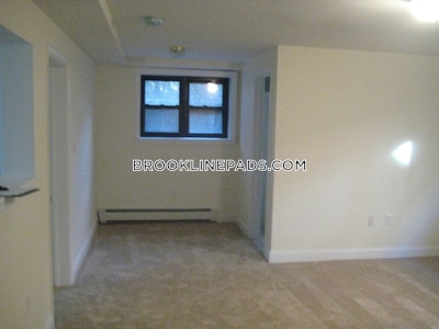 Brookline 1 Bed 1 Bath BROOKLINE- BROOKLINE VILLAGE $2,860  Brookline Village - $2,860 No Fee