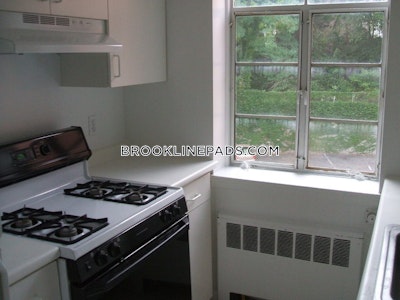 Brookline Apartment for rent 2 Bedrooms 1 Bath  Coolidge Corner - $3,810 No Fee