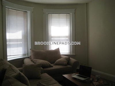 Brookline Apartment for rent 1 Bedroom 1 Bath  Washington Square - $2,150