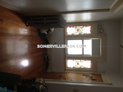 Somerville 3 Beds 1 Bath  Tufts - $3,400