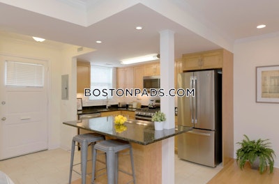 Brookline 1 Bed 1 Bath BROOKLINE  Chestnut Hill - $3,135 No Fee