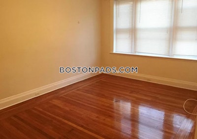 Brookline 4 Beds 2 Baths  Boston University - $6,400