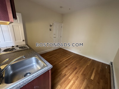 Mission Hill Studio 1 Bath Boston - $1,595 50% Fee