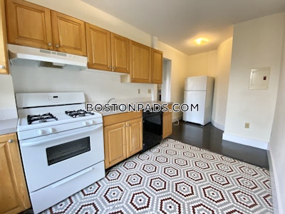 Fenway/kenmore large 3 Bed 1 Bath on Park Dr. in Boston Boston - $4,595