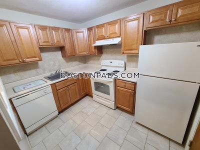 Newton 2 Bed 1 Bath NEWTON  Auburndale - $2,800