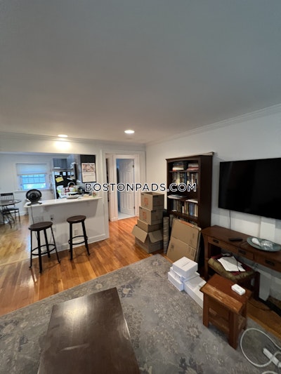 Newton 2 Bed 1 Bath NEWTON  Waban - $3,100