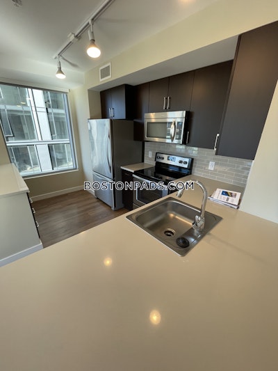 Downtown 2 Beds 1 Bath Boston - $4,570