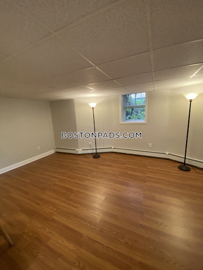 Dorchester 1 Bed 1 Bath Boston - $1,850 50% Fee