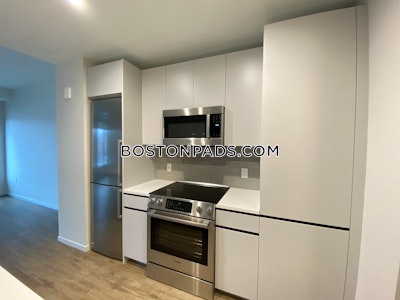 Seaport/waterfront Beautiful 1 bed 1 bath available NOW on Seaport Blvd in Boston!  Boston - $4,438