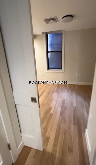 Cambridge 1 Bed 1 Bath  Harvard Square - $3,100