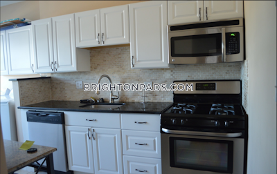 Brighton 3 Beds 1 Bath Boston - $4,800