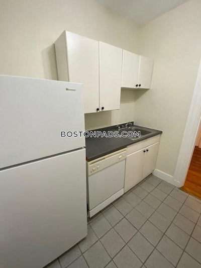 Brighton 2 Beds 1 Bath Boston - $2,500