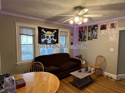 Somerville Apartment for rent 3 Bedrooms 1 Bath  Tufts - $4,050